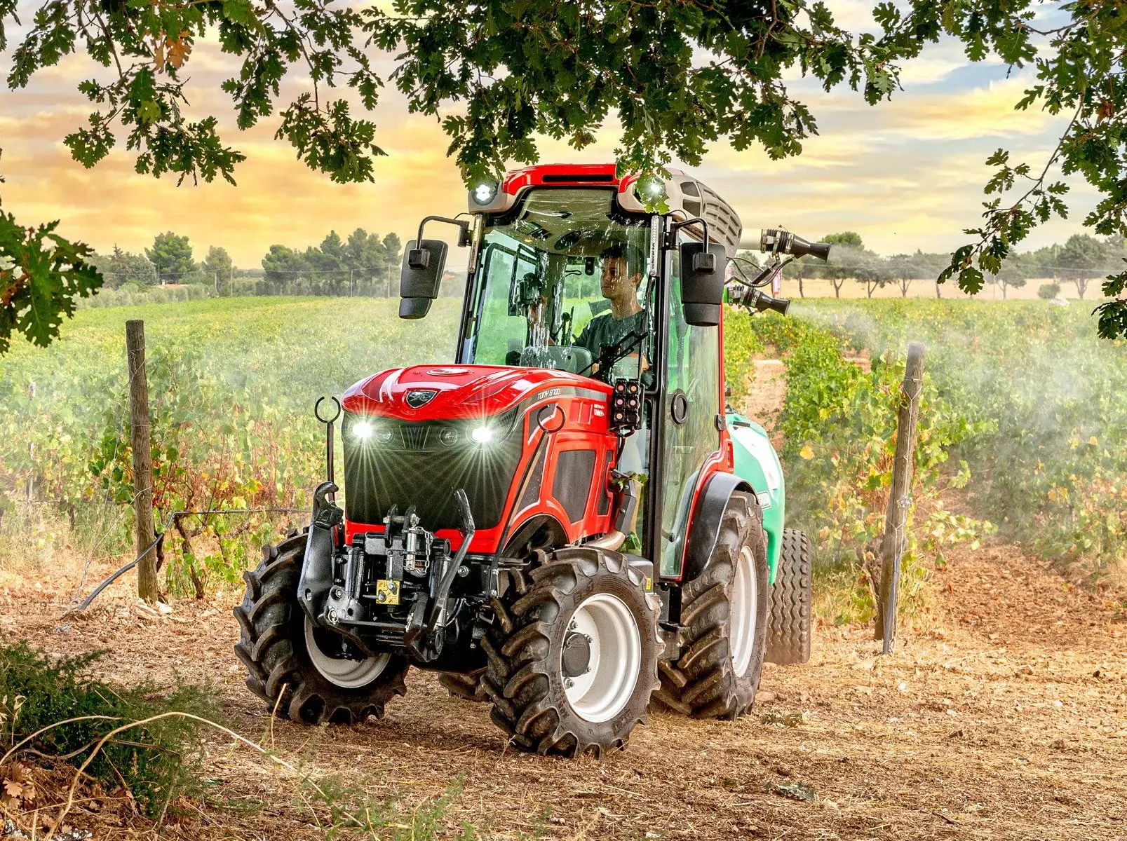Tracteur compact Antonio Carraro